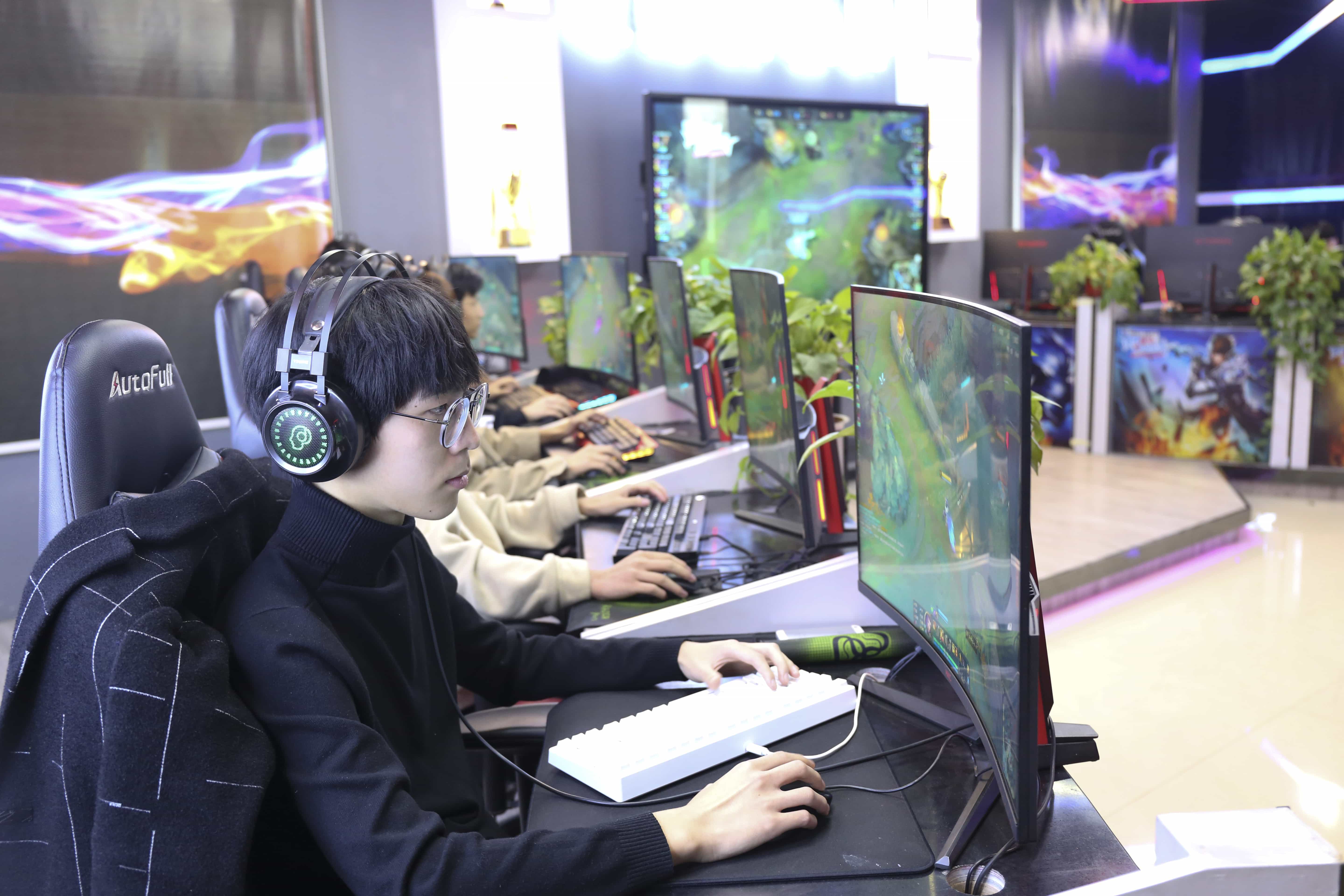 ����羺����